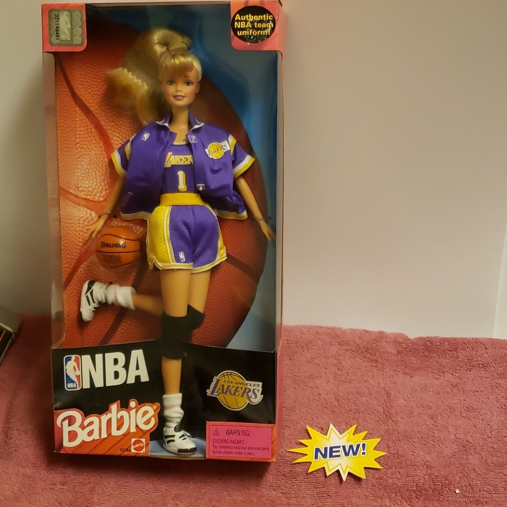 1998 NBA Barbie Doll